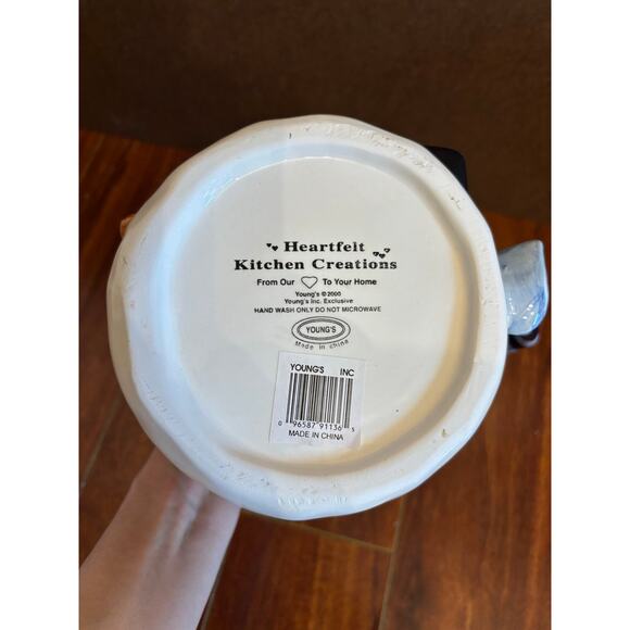 Vintage Heartfelt Kitchen Creations Snowman Pitcher by Young’s 2001 - Picture 8 of 9